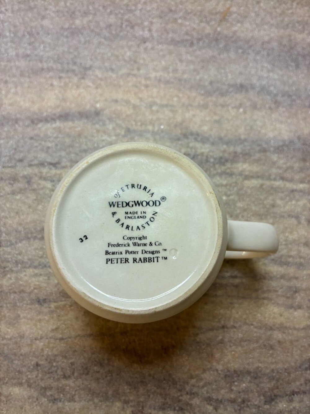 Wedgwood Peter Rabbit Mug - Picture 4 of 6